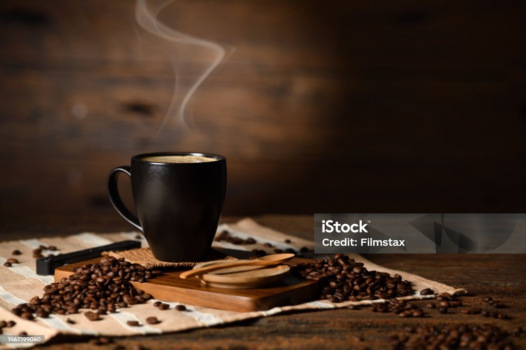 Taza de café servido